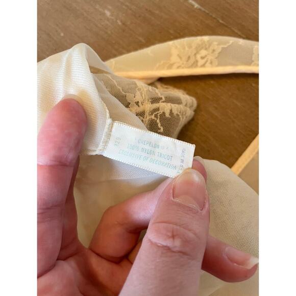 Vintage Hollywood Vassarette Cream Lace Midi Maxi Length Nightgown Size 36 0599B - Picture 10 of 10